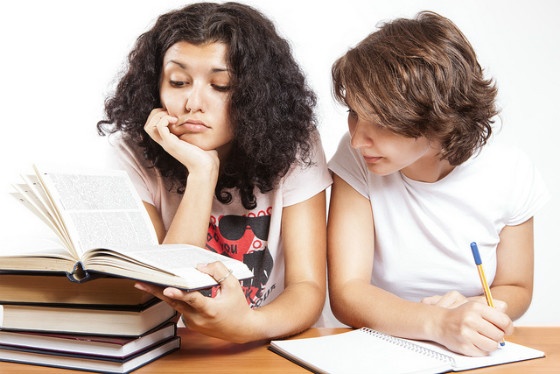 Kids doing some learnin'.