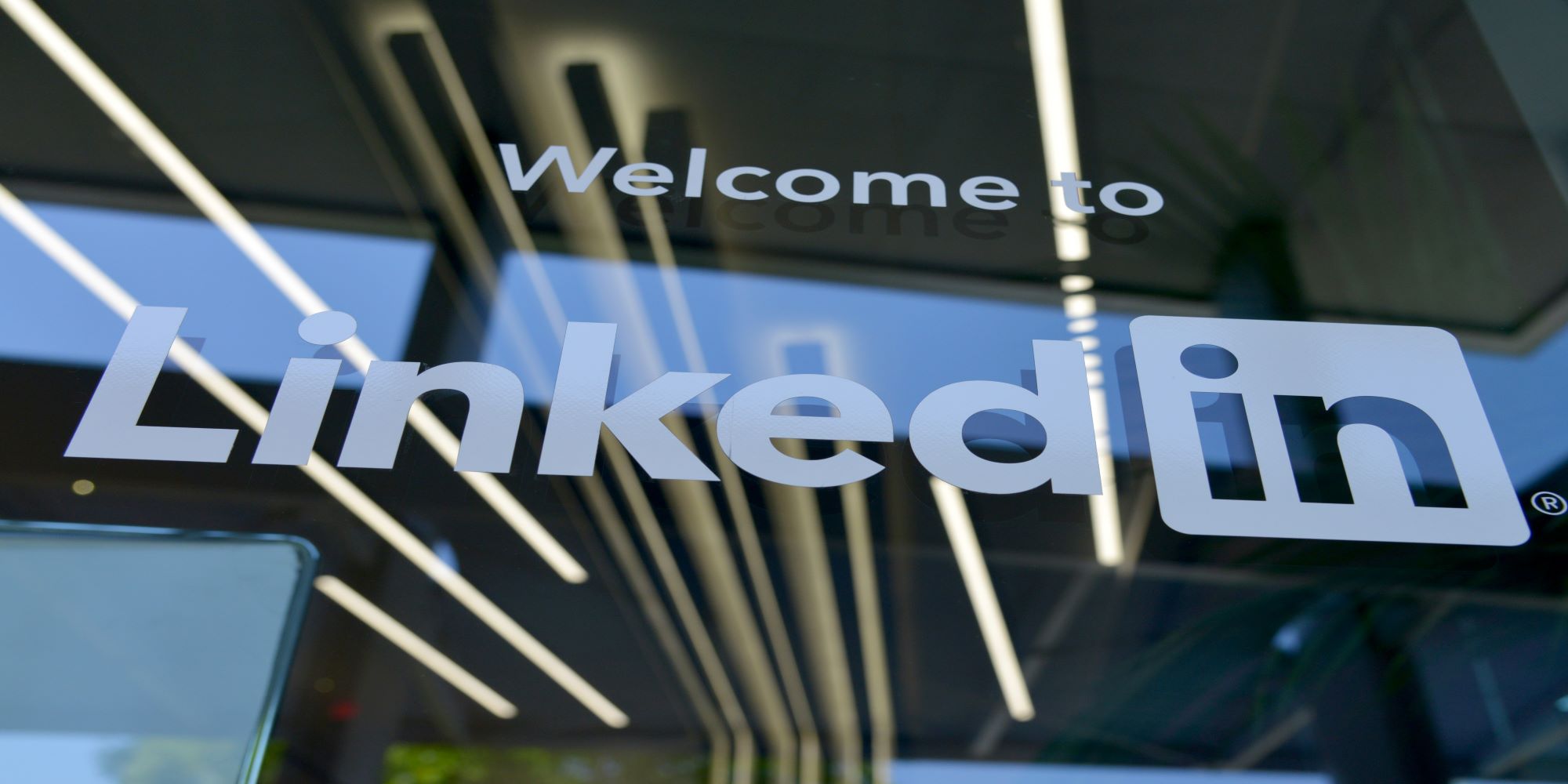 International Marketing News: LinkedIn Launches Chinese Job App